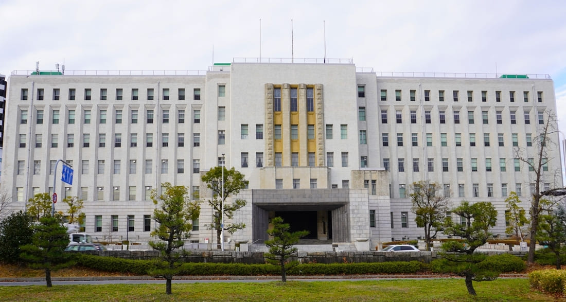 行ってみたいウワサの社員食堂その18 〜レトロな庁舎で味わう“府庁ランチ”｜大阪府庁食堂レポート〜
